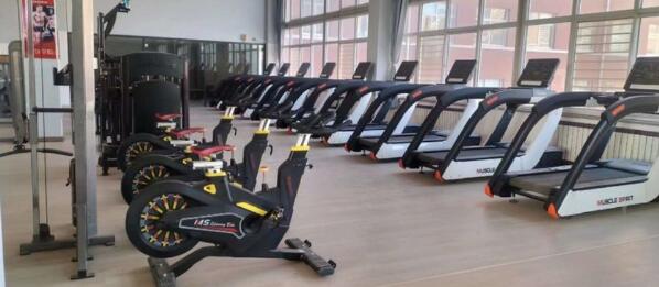 保定太行技工學(xué)校運動房